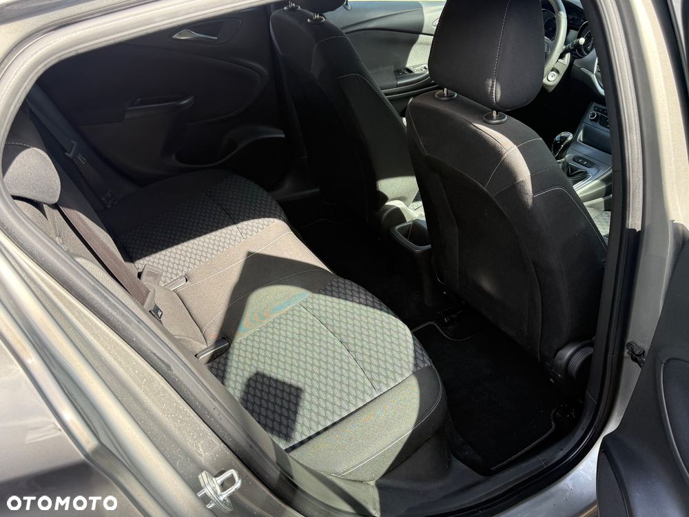 Opel Astra - 16