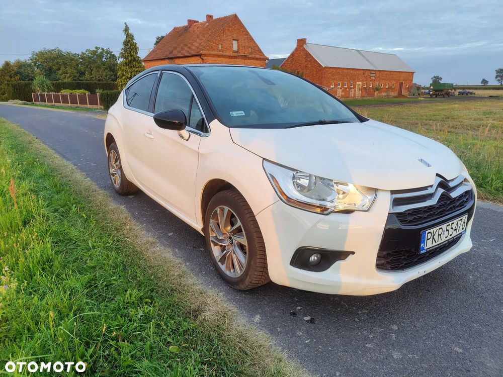Citroën DS4 1.6 e-HDi SoChic MCP - 5