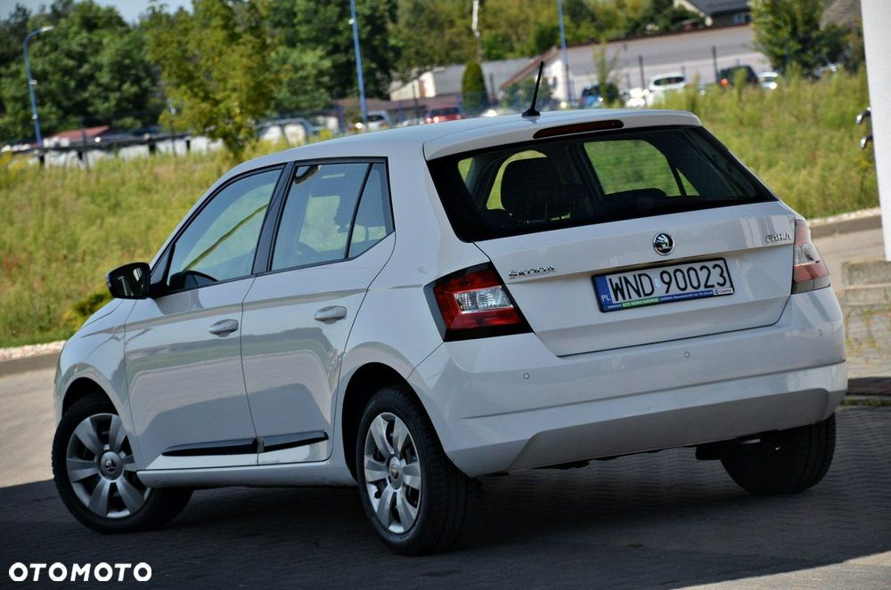 Skoda Fabia - 10