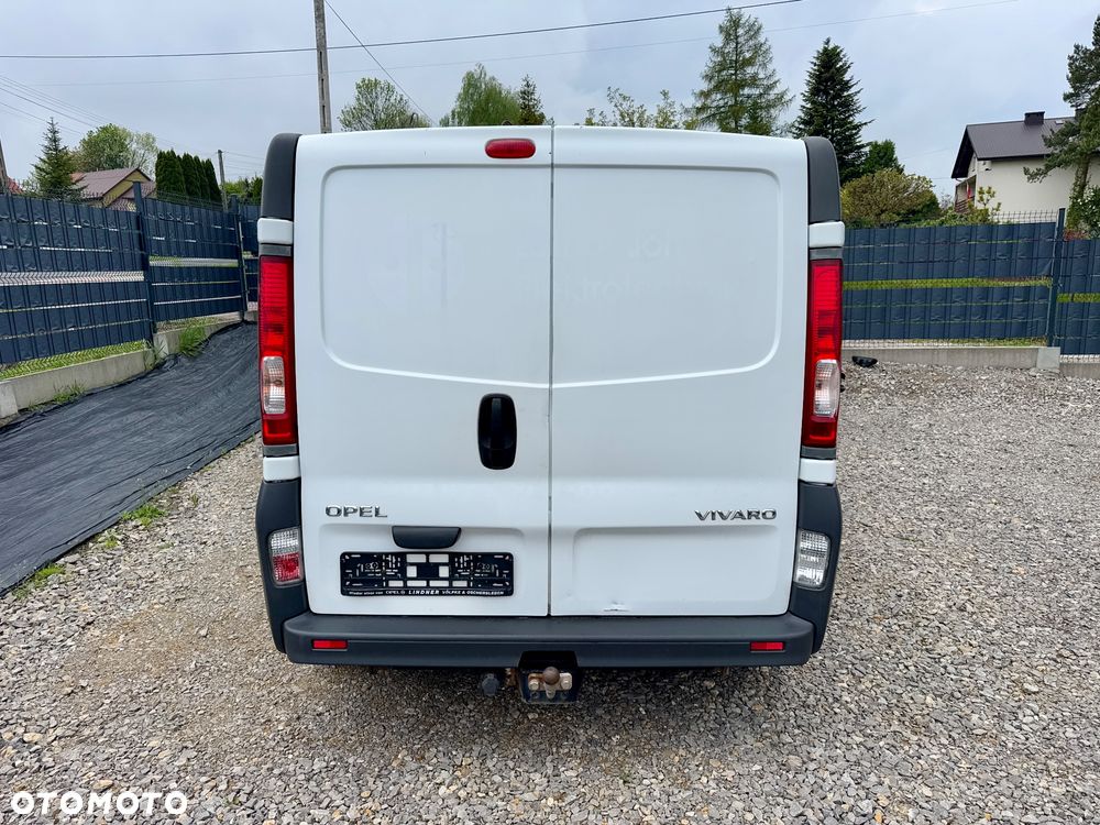 Opel Vivaro - 8