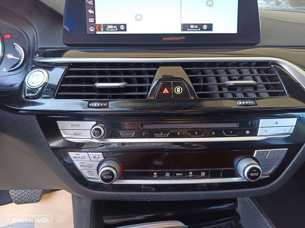BMW 520 d Line Luxury Auto - 17