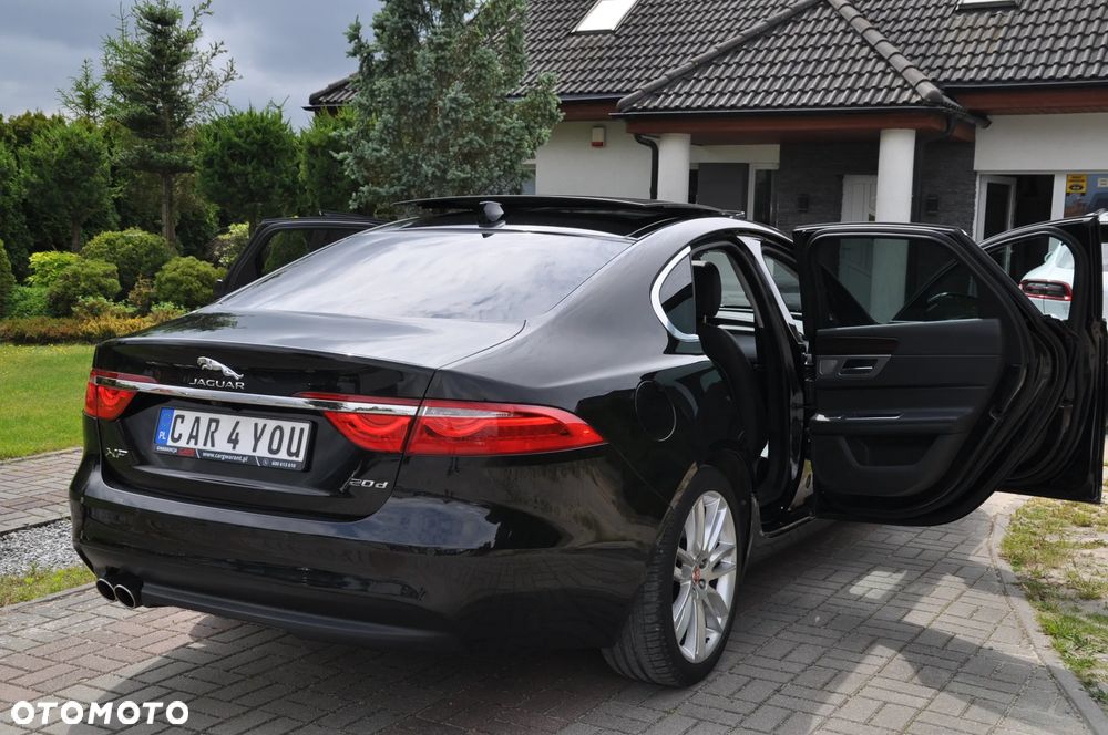Jaguar XF 20d R-Sport Ingenium Edition - 31