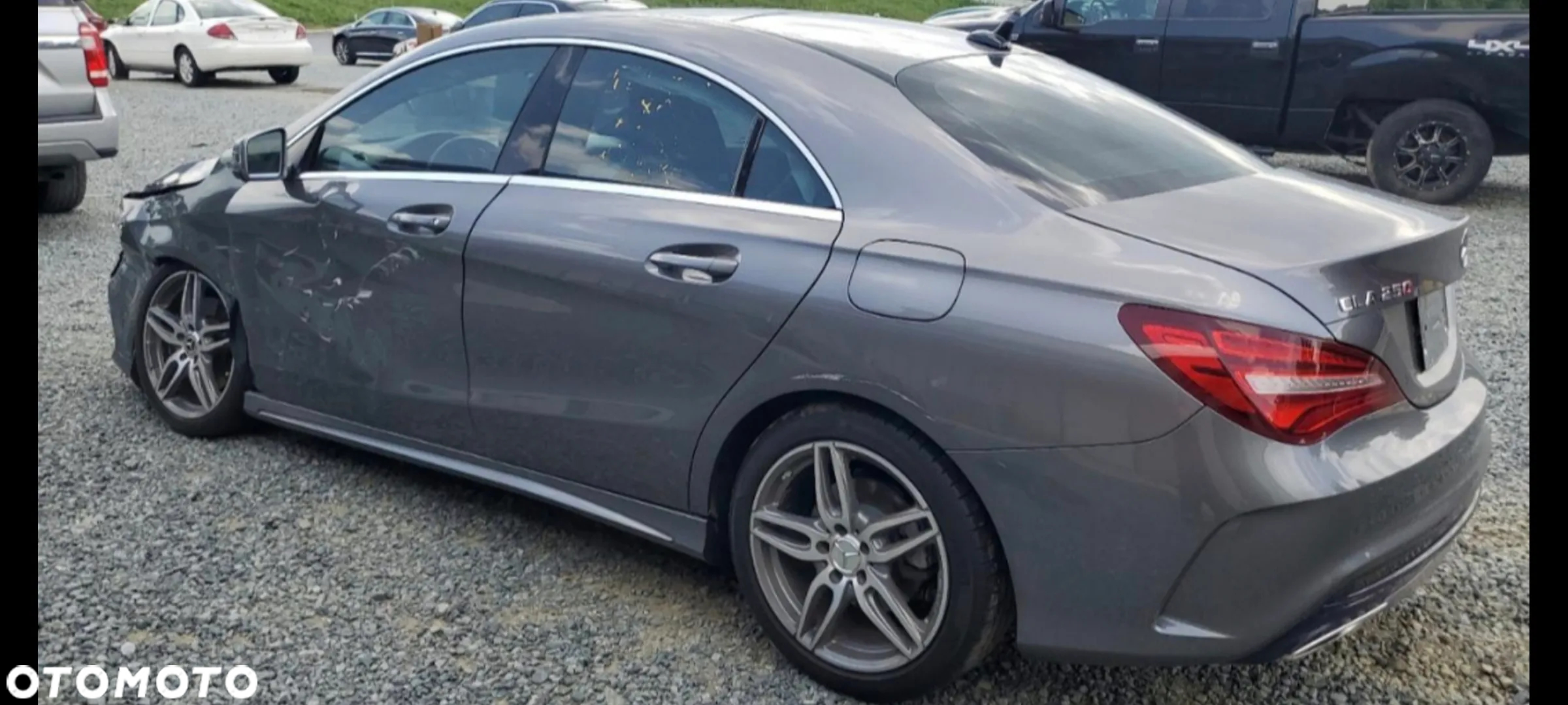 Mercedes-Benz CLA 250 4-Matic AMG Line 7G-DCT - 2