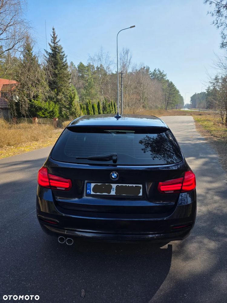 BMW Seria 3 320d Touring - 6