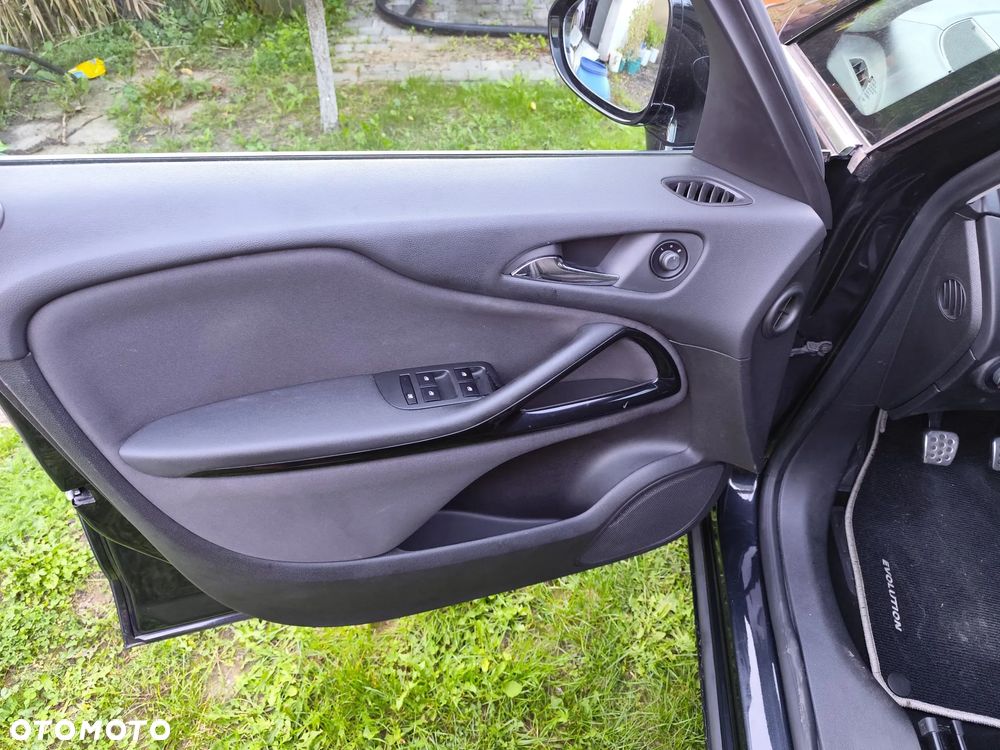 Opel Zafira - 17