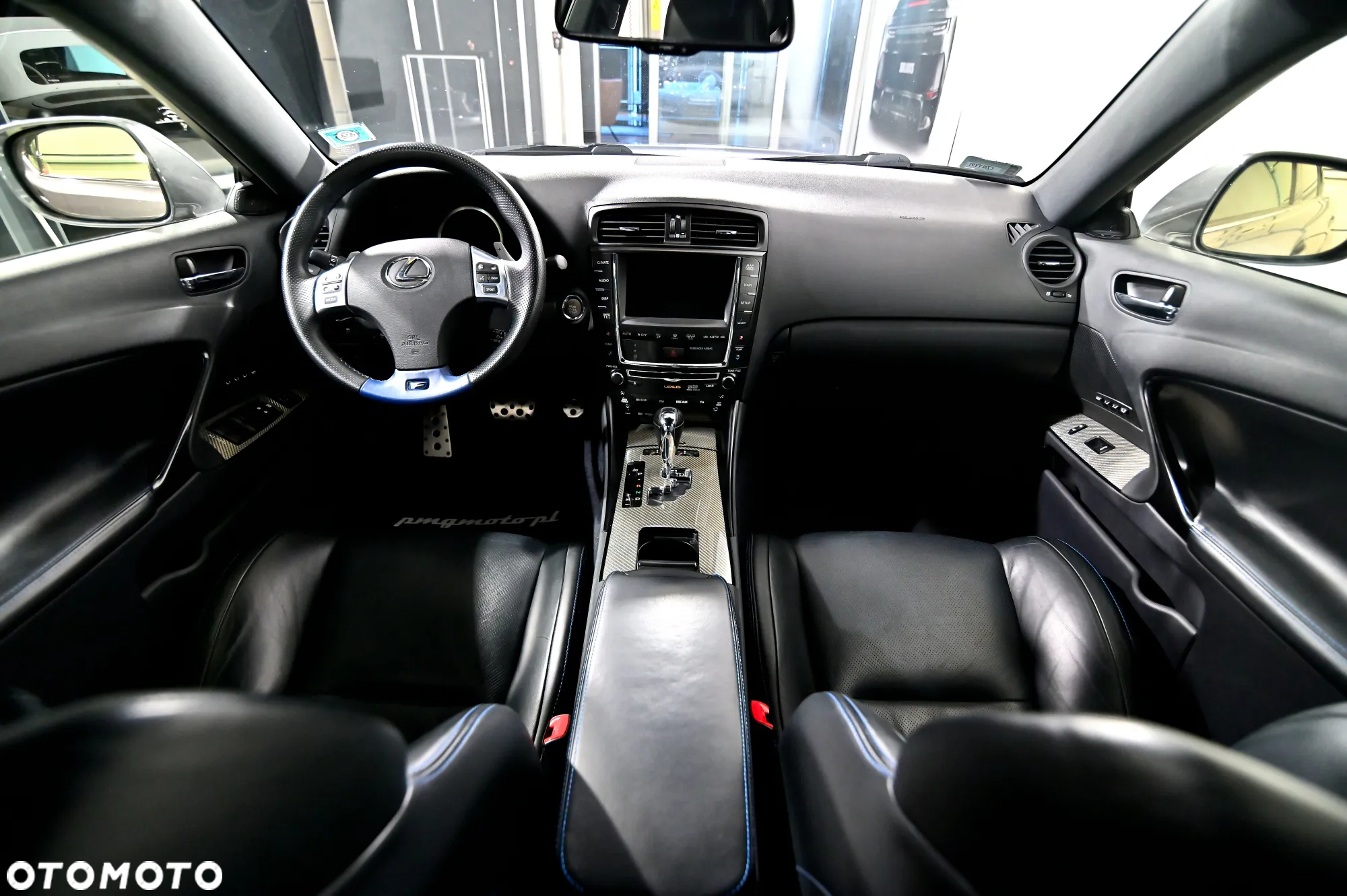 Lexus IS F - 13