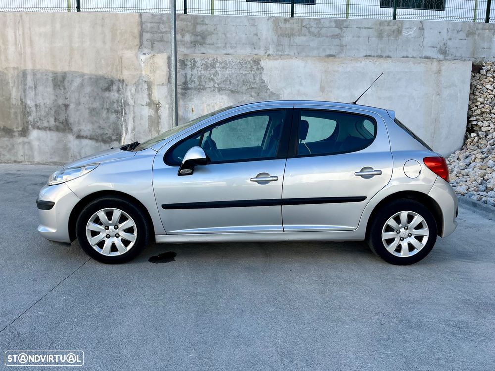 Peugeot 207 1.4 16V Trendy - 14