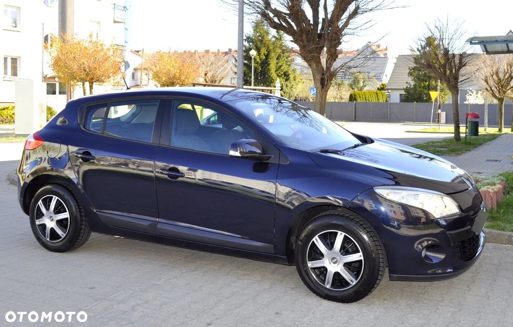 Renault Megane 1.6 16V 100 Authentique - 3