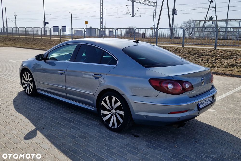 Volkswagen Passat CC - 2