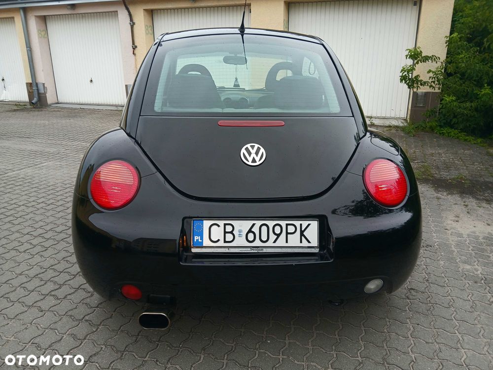 Volkswagen New Beetle - 7