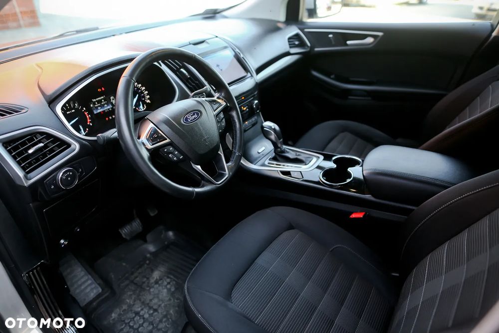 Ford Edge - 4
