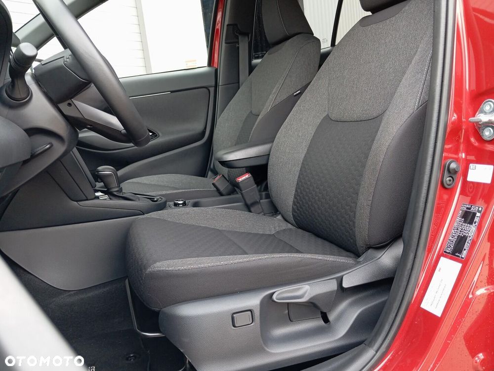 Toyota Yaris Cross Hybrid 1.5 Style AWD - 12