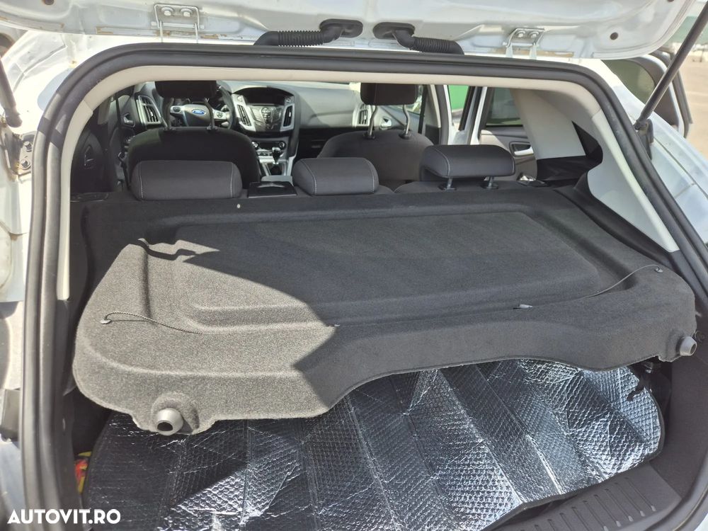 Ford Focus - 39