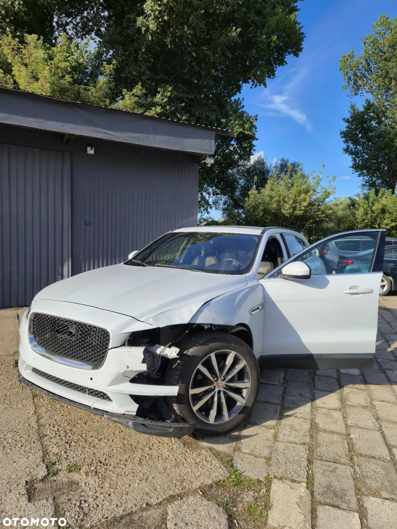 Jaguar F-Pace 2.0 i4P AWD Prestige - 3