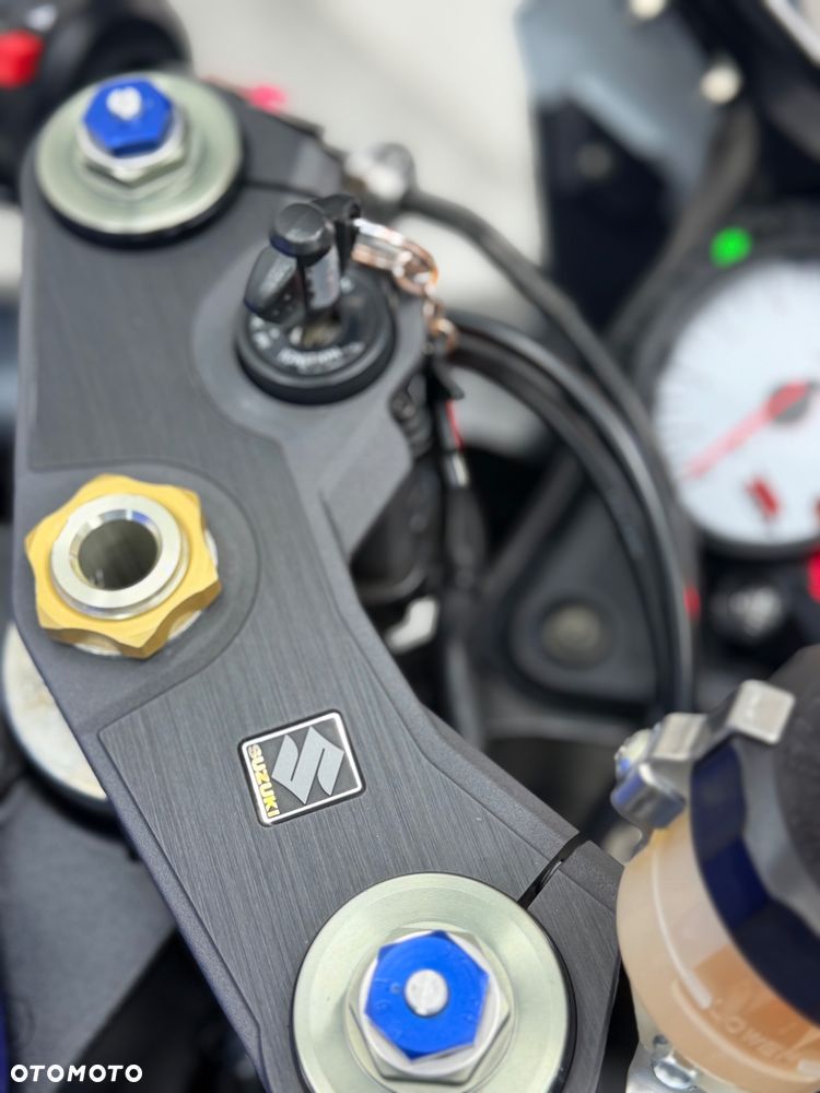 Suzuki GSX-R - 10