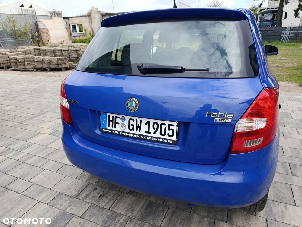 Skoda Fabia 1.2 HTP Ambition - 4