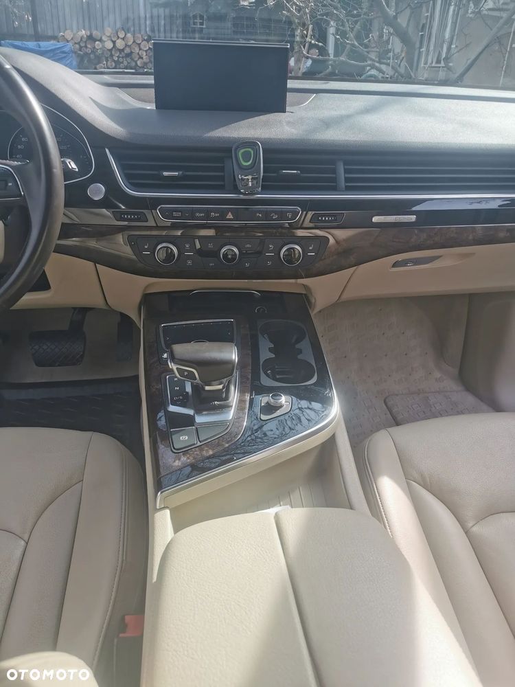 Audi Q7 - 18