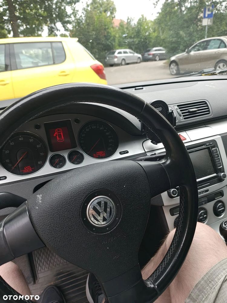 Volkswagen Passat 1.8 TSI Comfortline - 13