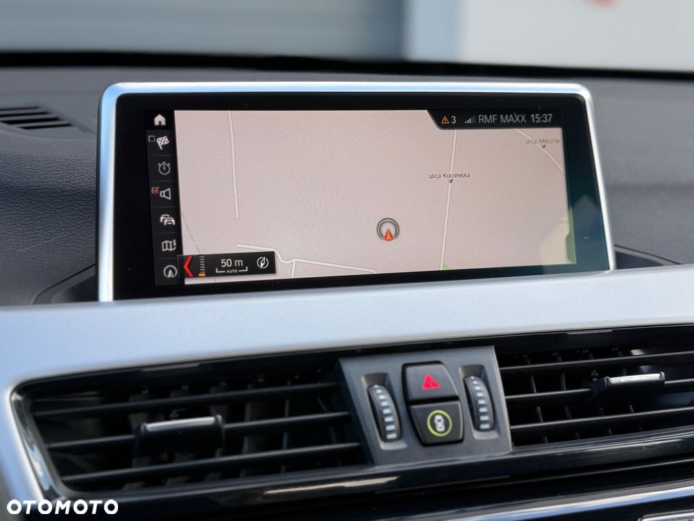 BMW X1 sDrive18i Advantage - 31