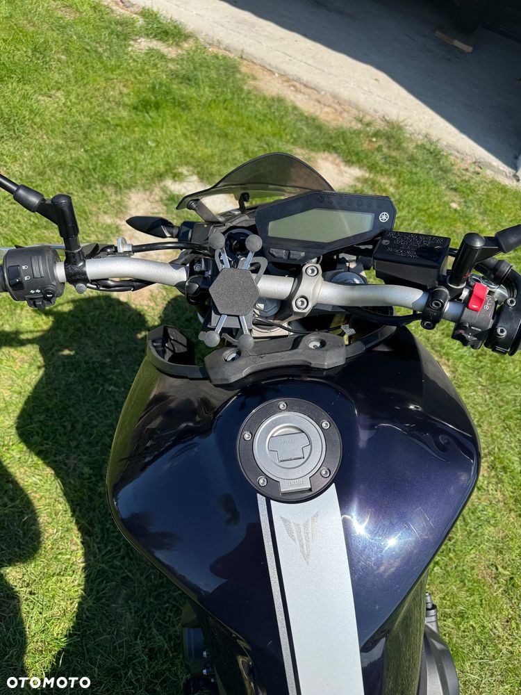 Yamaha MT - 7