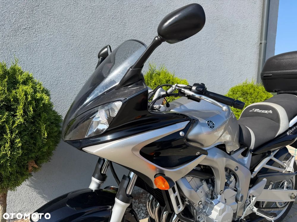 Yamaha FZ - 34