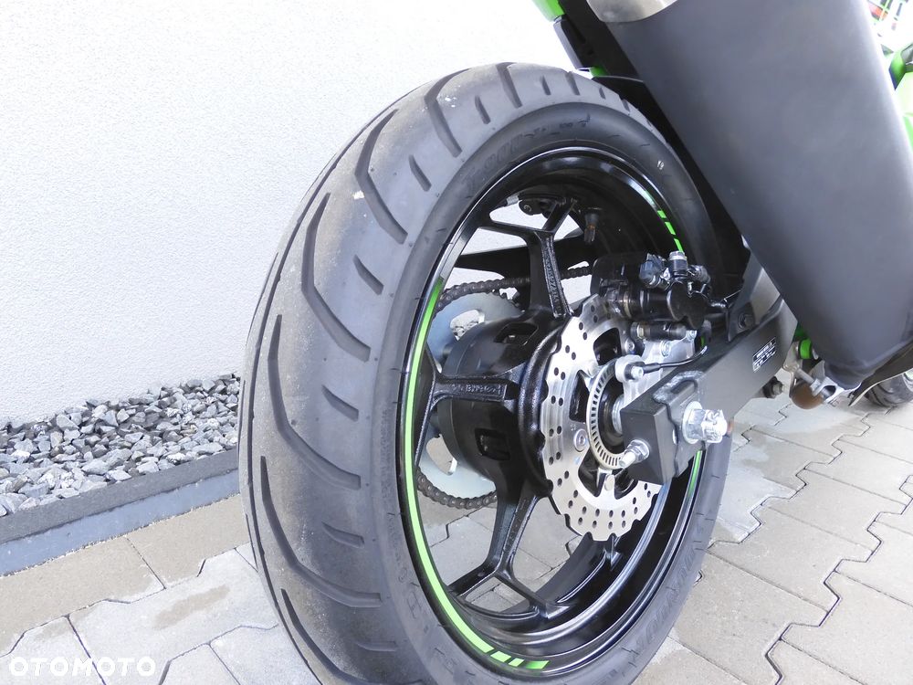 Kawasaki Ninja - 14