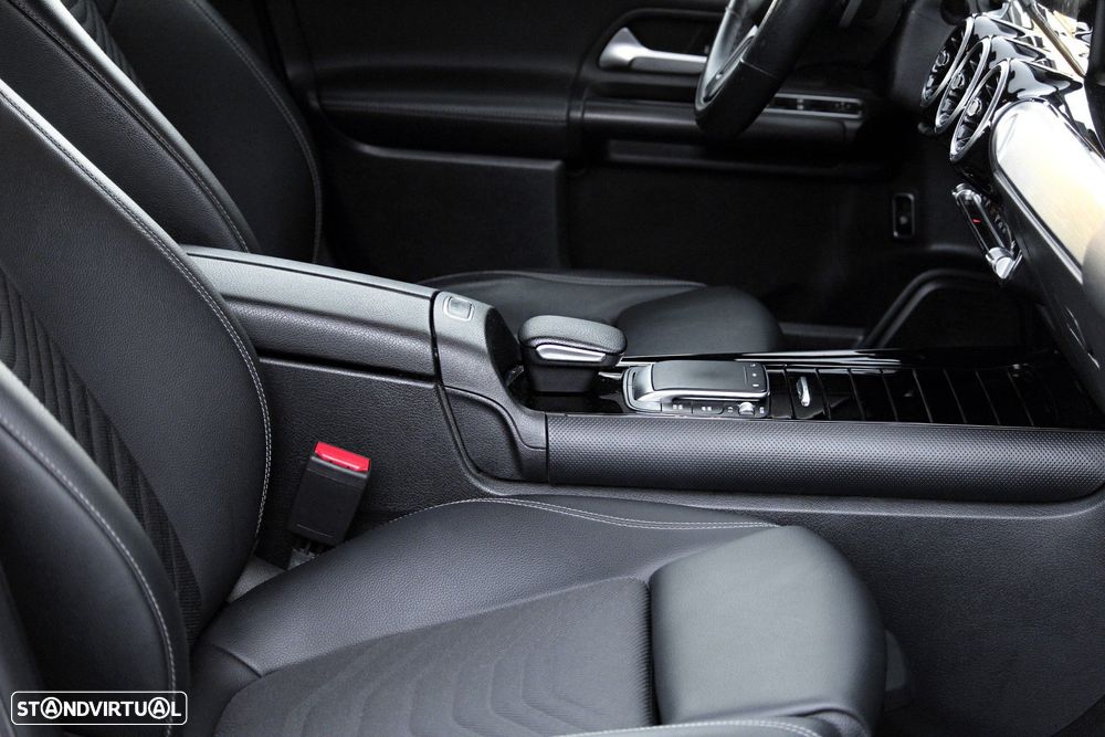 Mercedes-Benz GLB 200 d Progressive - 23