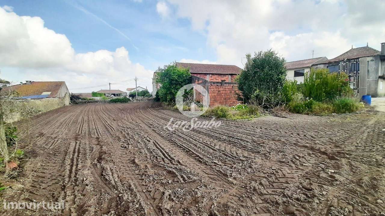 2 Moradias T3 para Restauro com Terreno de 2.926m² | Tougues, Vila ... - Grande imagem: 2/22