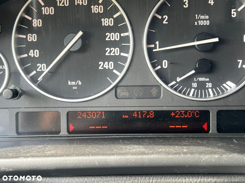 BMW Seria 5 520i Touring Edition Exclusive - 20