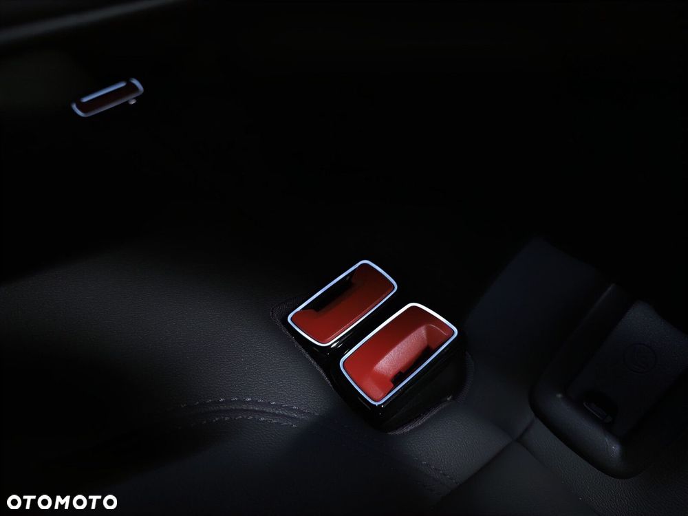 Audi A6 Avant - 30