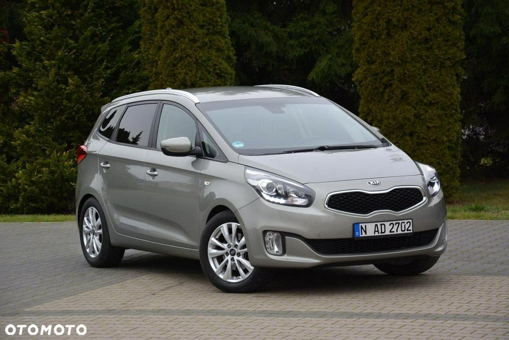 Kia Carens 1.6 GDI L 7os EU6 - 10