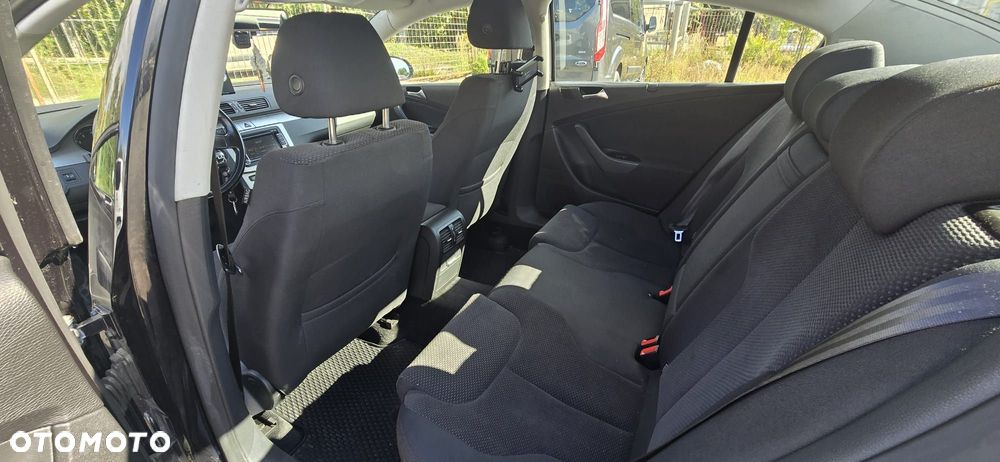 Volkswagen Passat 1.4 TSI Comfortline - 2