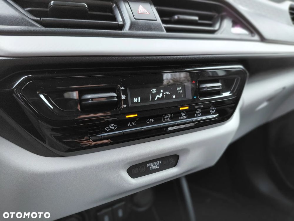 Suzuki Swift 1.2 Dualjet SHVS Premium Plus CVT - 21