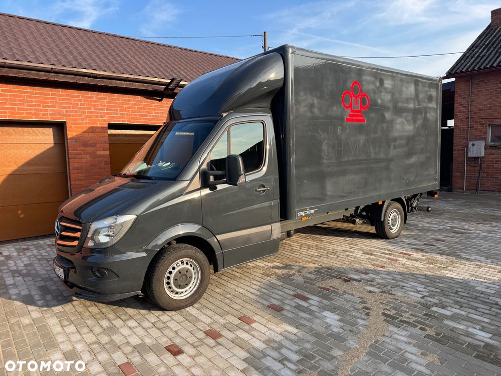 Mercedes-Benz Sprinter - 3