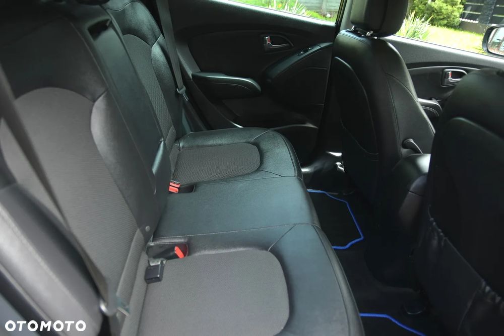 Hyundai ix35 1.6 2WD Fifa World Cup Edition - 21