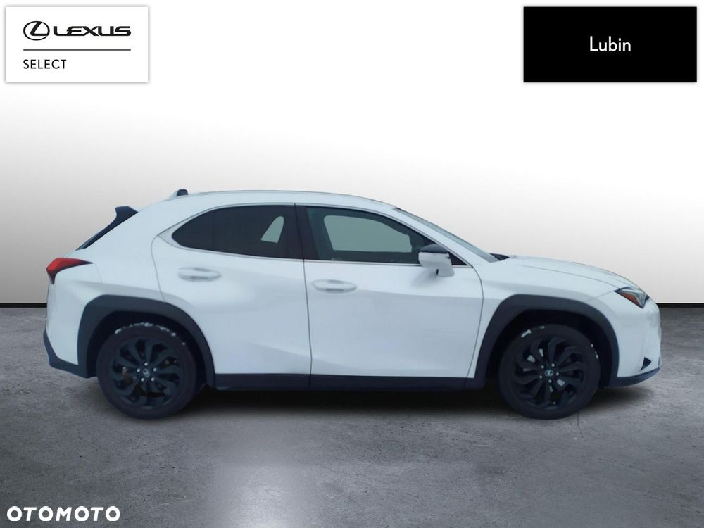 Lexus UX - 6
