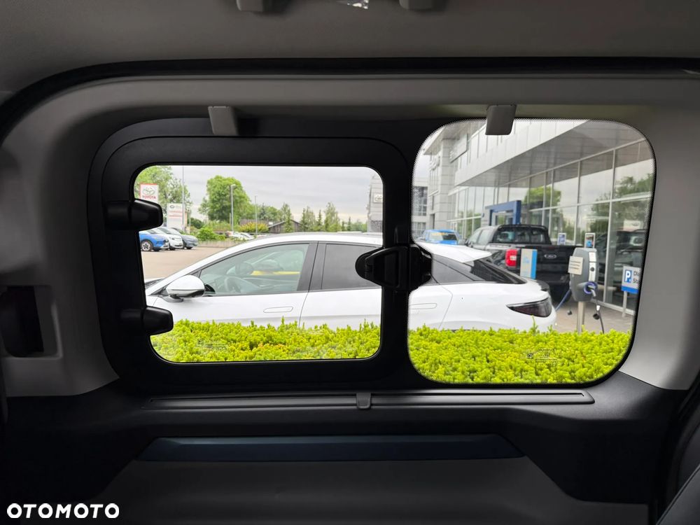 Ford Tourneo Custom 2.0 EcoBlue 320 L2 Active - 31