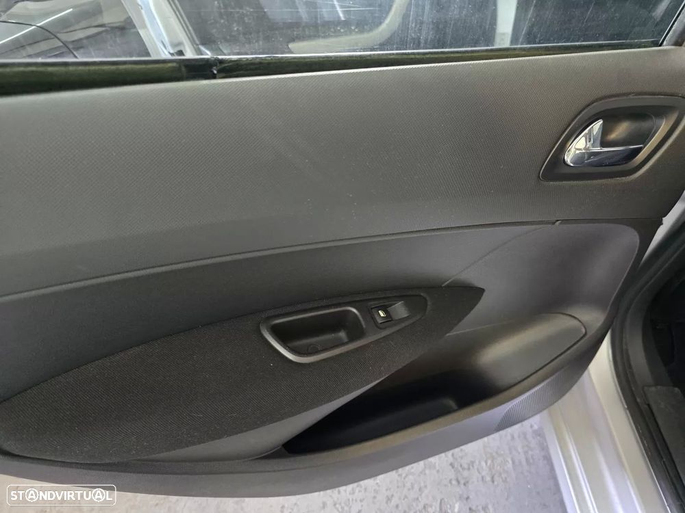 Peugeot 308 1.6 HDi Sport - 9