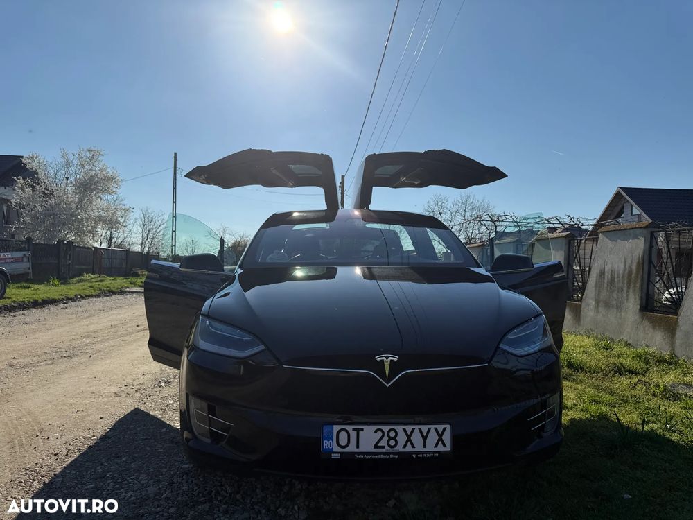 Tesla Model X Long Range - 9