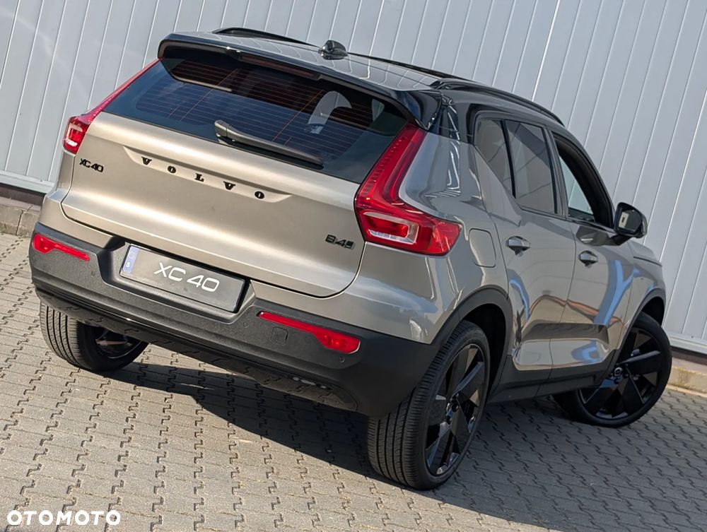 Volvo XC 40 B4 B AWD R-Design - 14