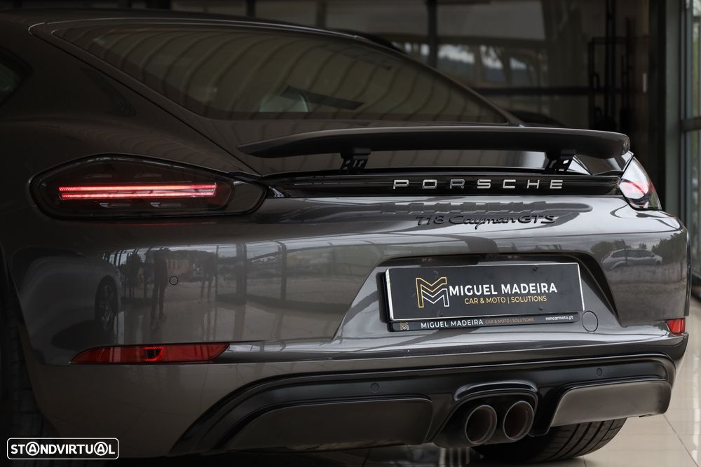 Porsche 718 Cayman GTS PDK - 25