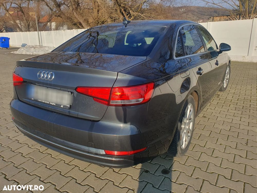 Audi A4 2.0 TDI DPF clean multitronic Ambition - 9