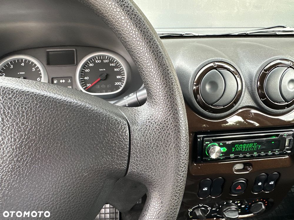 Dacia Duster 1.6 16V 105 4x2 Prestige - 34