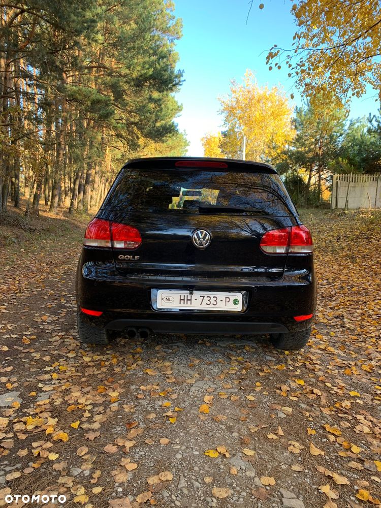 Volkswagen Golf - 8