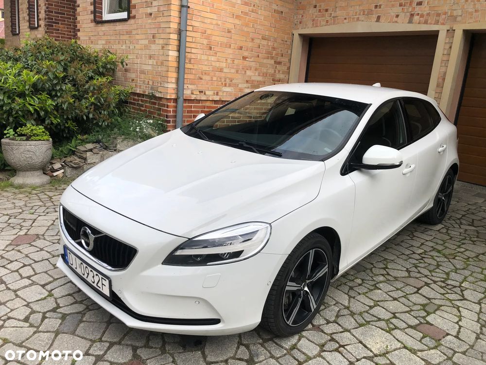 Volvo V40 D3 Geartronic Inscription - 1