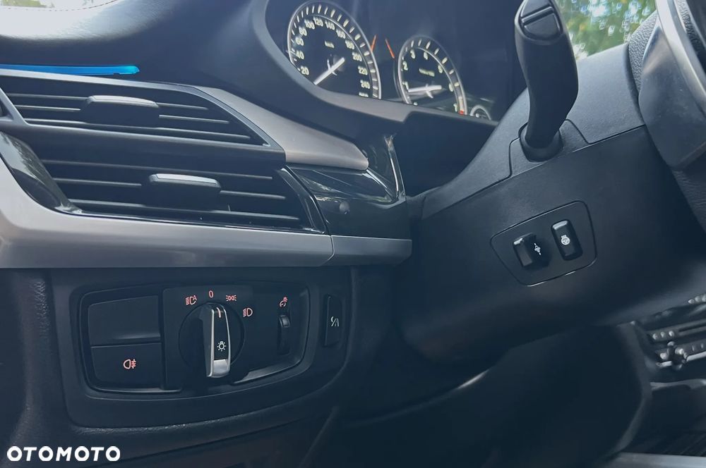 BMW X5 xDrive50i - 27