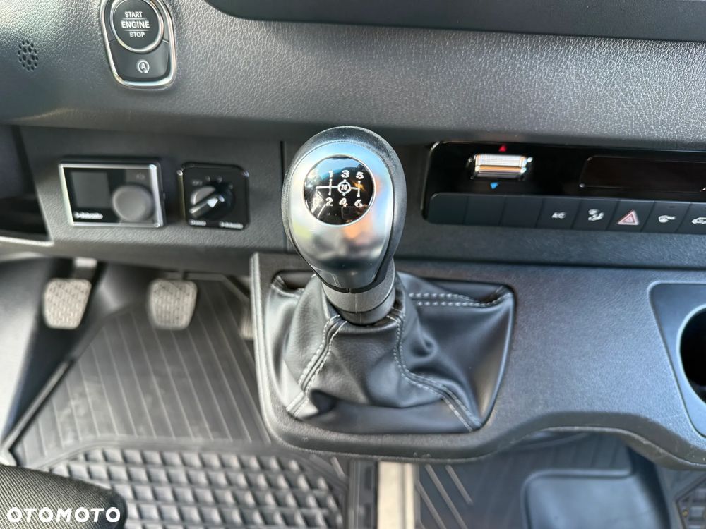 Mercedes-Benz Sprinter 317 CDI Long SELECT 907.235 - 26