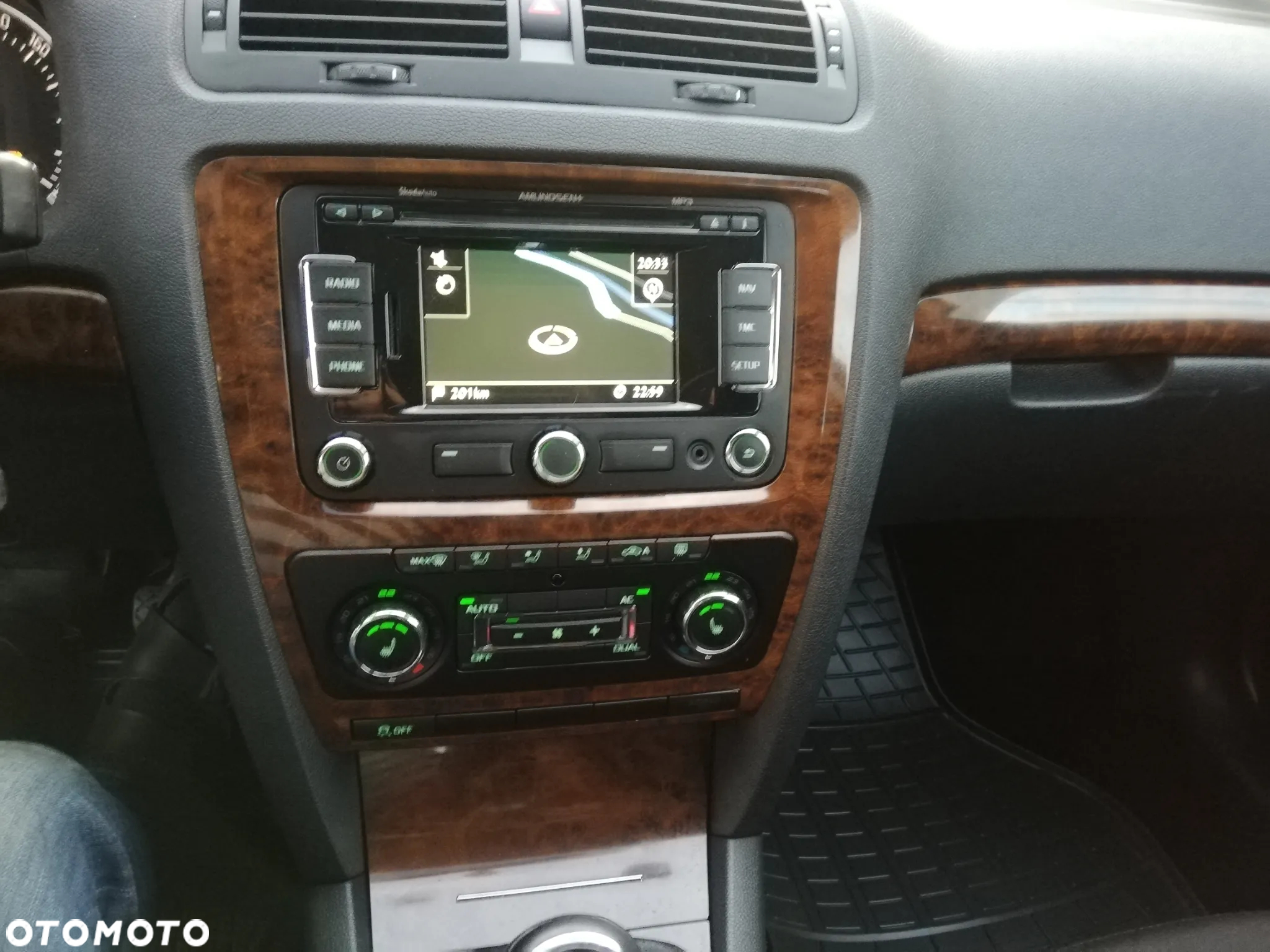 Skoda Octavia 2.0 TDI DPF Elegance - 11