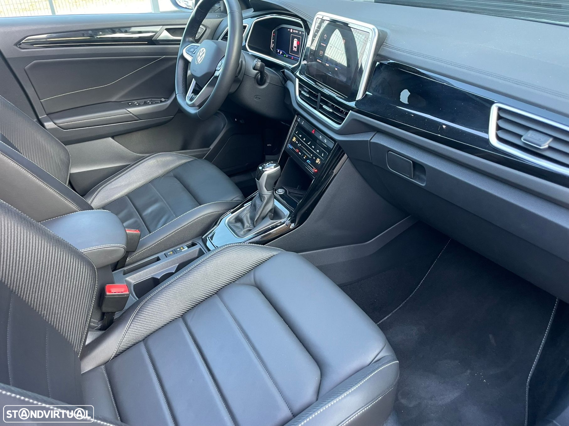VW T-Roc 1.5 TSI R-Line DSG - 15
