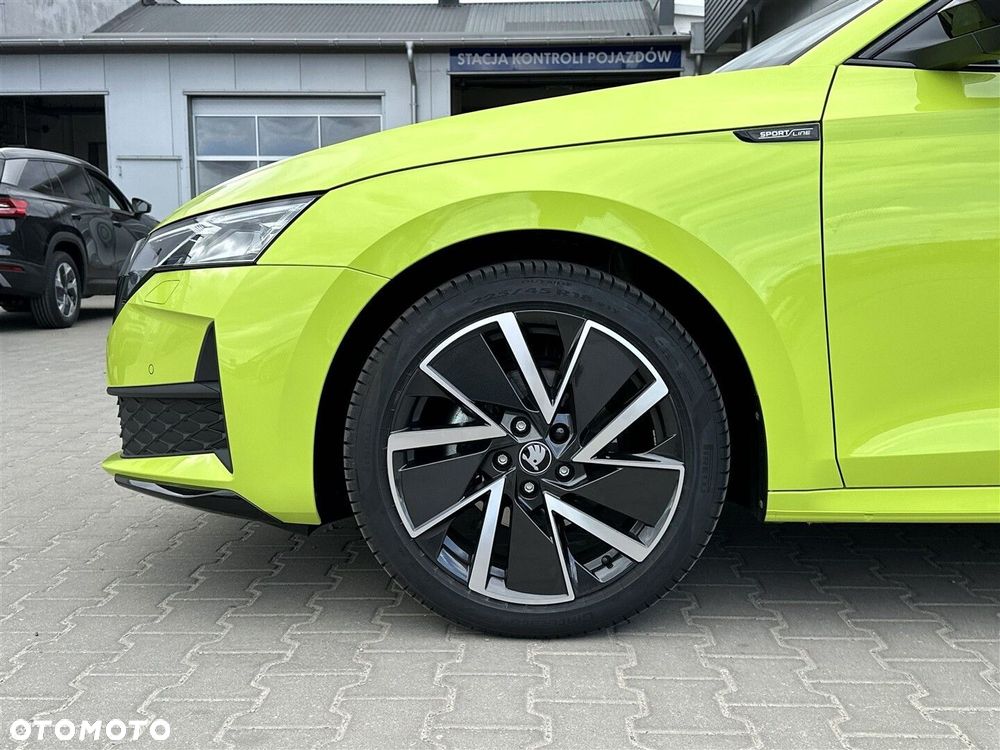 Skoda Octavia 1.5 TSI mHEV Sportline DSG - 37